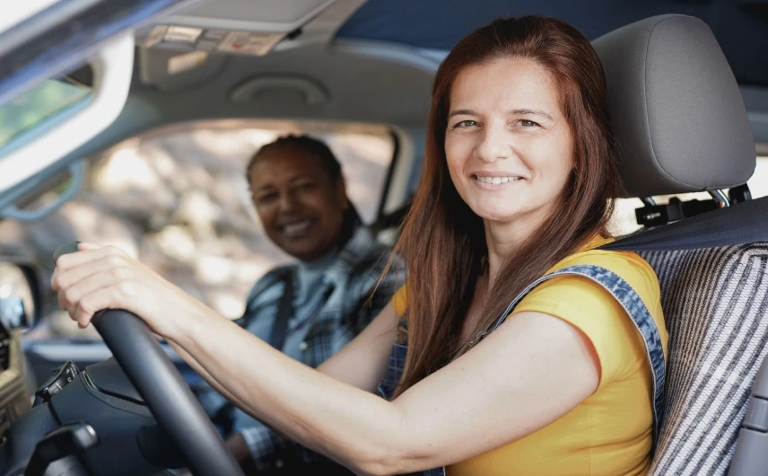 Como ter uma viagem de carro segura no verão? Confira 8 dicas